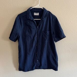 Men’s short sleeve button down